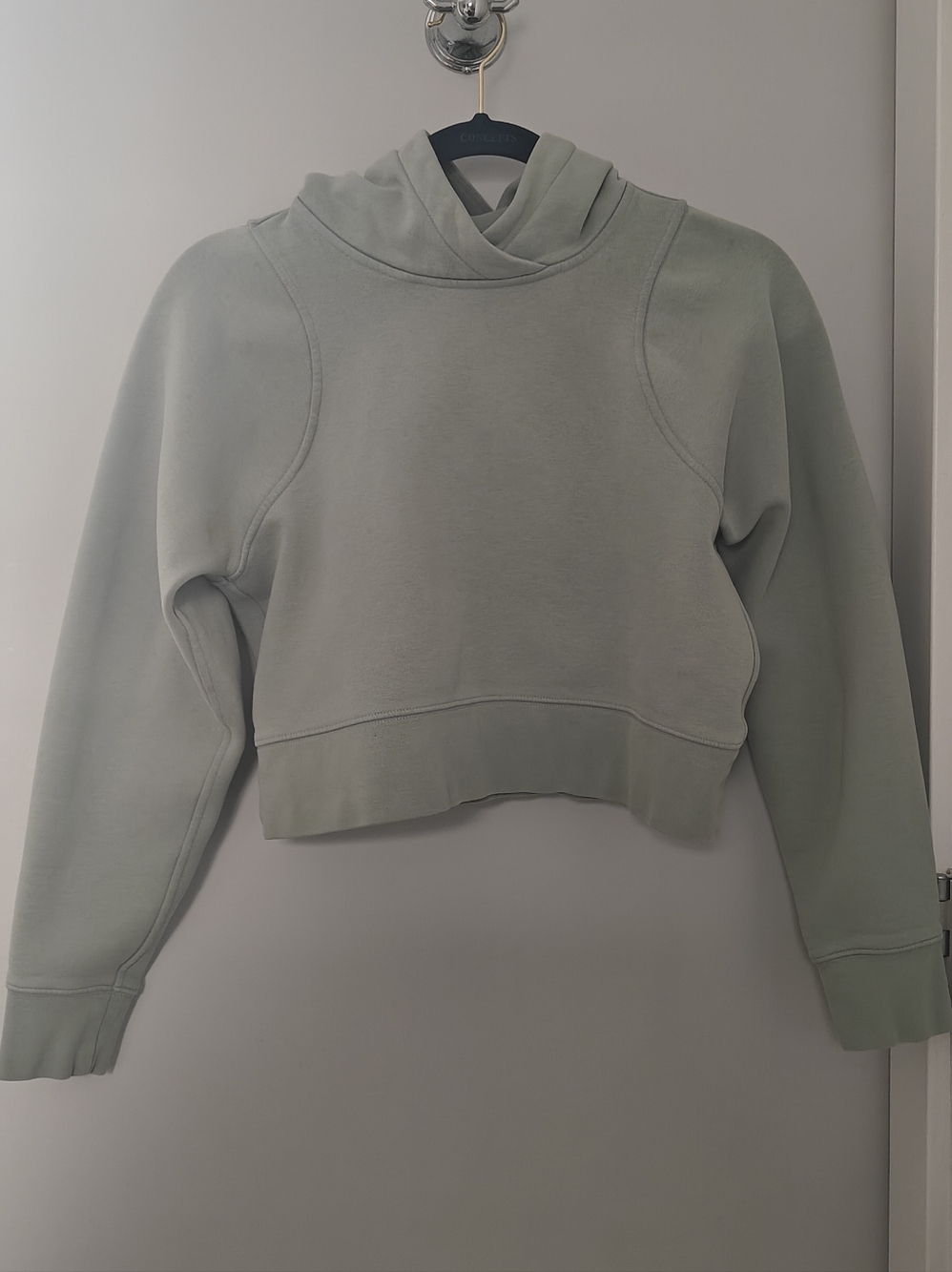 Lululemon Loungeful Cropped Hoodie
